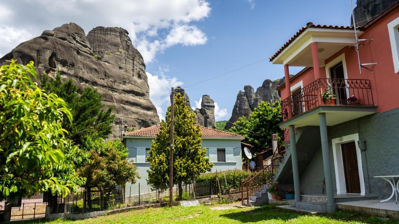 Fani'S House Under Meteora Apartman Kasztráki Kültér fotó