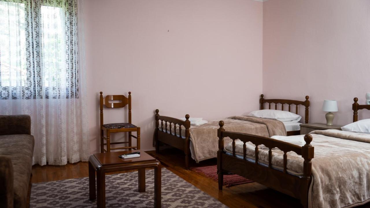 Fani'S House Under Meteora Apartman Kasztráki Kültér fotó