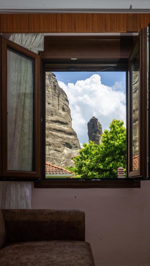 Fani'S House Under Meteora Apartman Kasztráki Kültér fotó