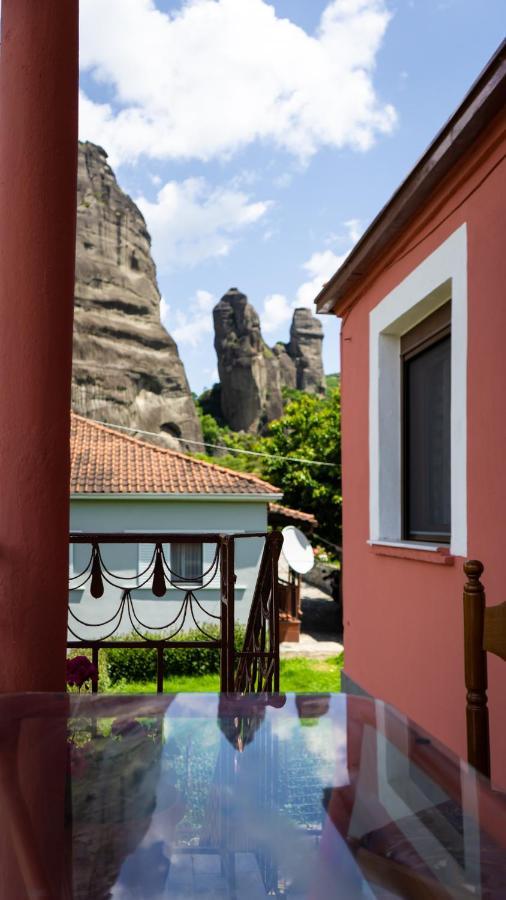 Fani'S House Under Meteora Apartman Kasztráki Kültér fotó